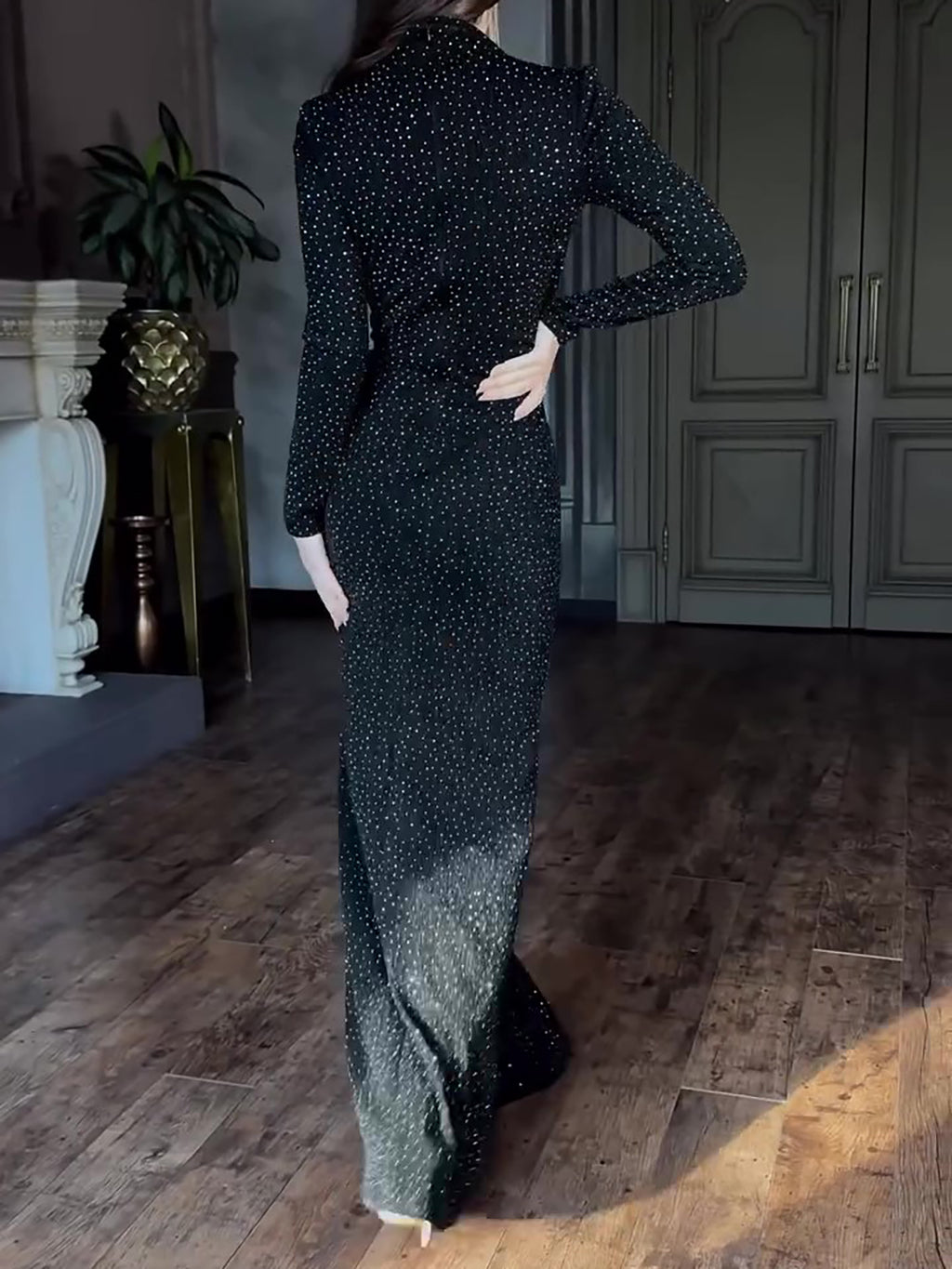 Black Diamond Long Sleeve Maxi Dress